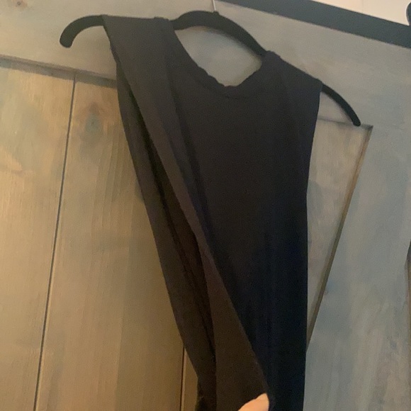 FEEPEOPLE MOVEMENT  blk open back tank SM / Med - Picture 6 of 13